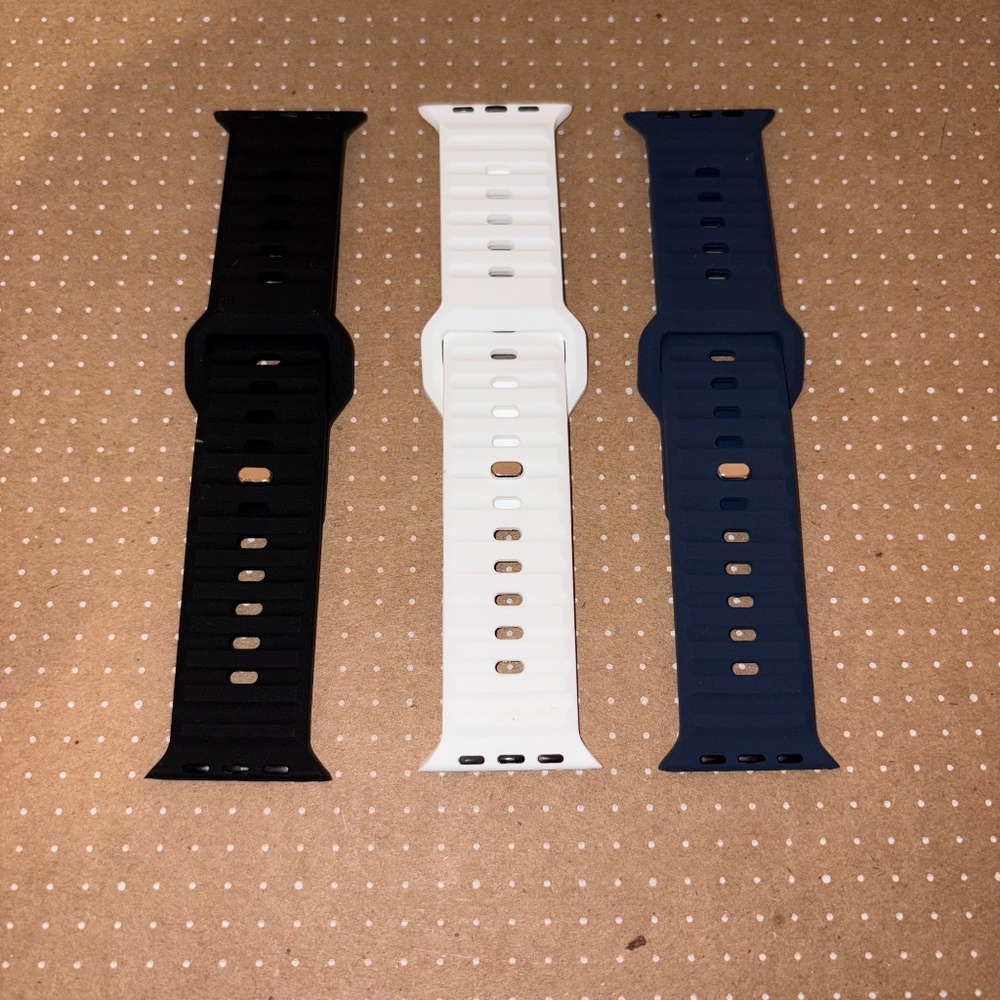 New unworn without tags  3 Watch Band Straps 42/44/45/49 mm Orange/Black/ green